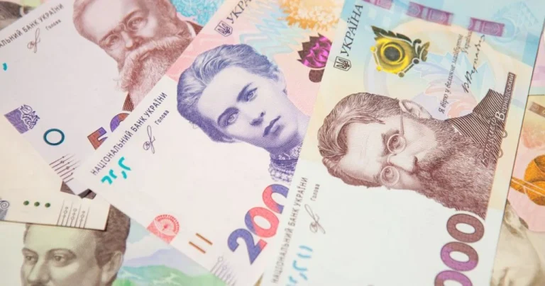 Не всім пенсіонерам піднімуть виплати: хто отримає доплату до 570 гривень